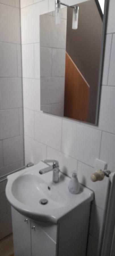 Hotel Landgasthof Adler باد كروزنغن المظهر الخارجي الصورة