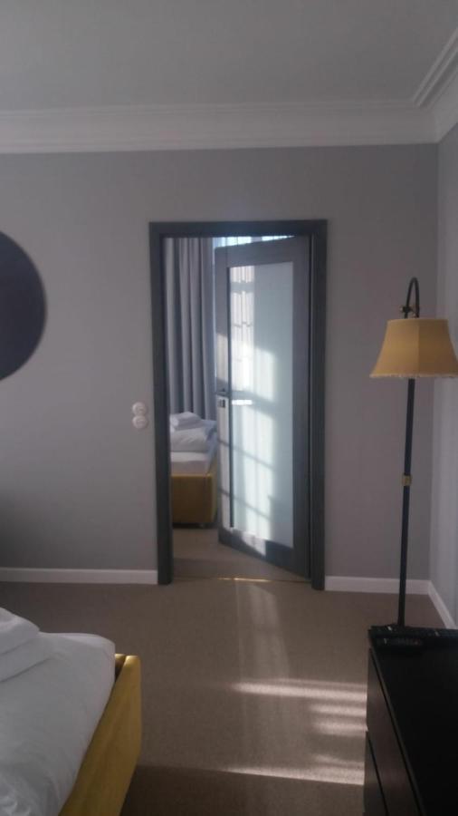 Hotel Landgasthof Adler باد كروزنغن المظهر الخارجي الصورة