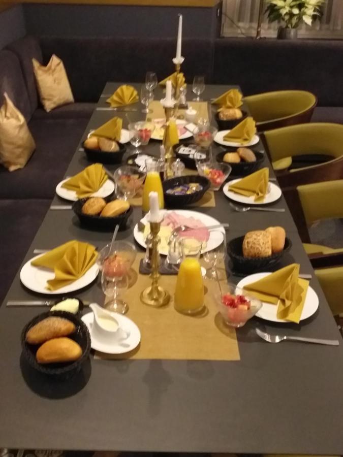 Hotel Landgasthof Adler باد كروزنغن المظهر الخارجي الصورة