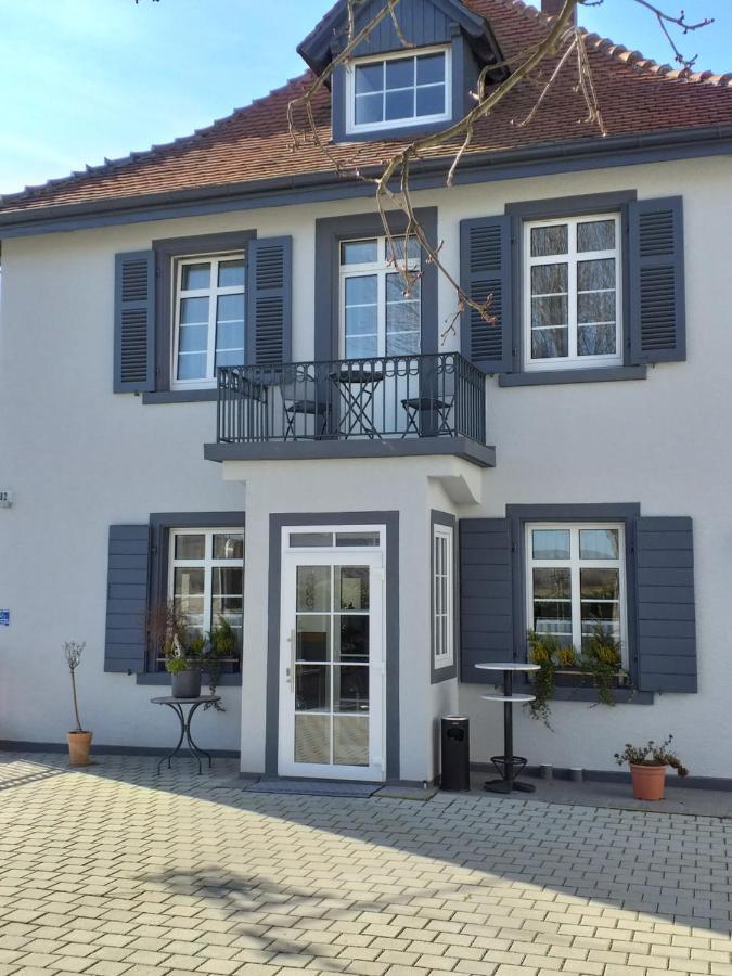 Hotel Landgasthof Adler باد كروزنغن المظهر الخارجي الصورة
